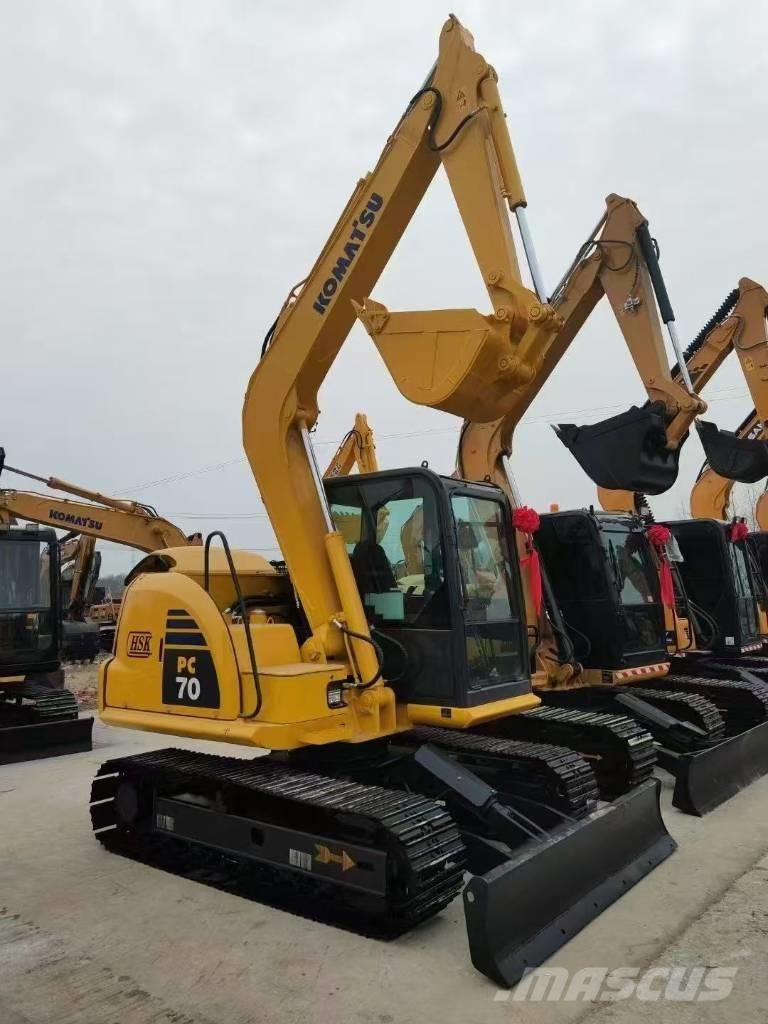 Komatsu 70-8 大型油圧ショベル12t以上（パワーショベル・ユンボ）