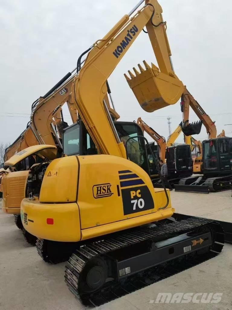 Komatsu 70-8 大型油圧ショベル12t以上（パワーショベル・ユンボ）