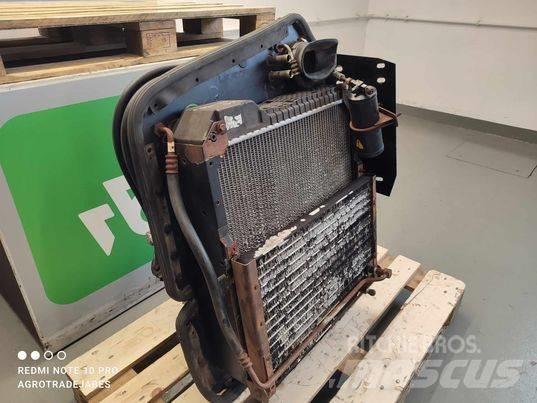 JCB 524-50 cooler ラジエター