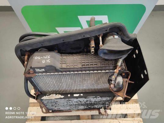 JCB 524-50 cooler ラジエター