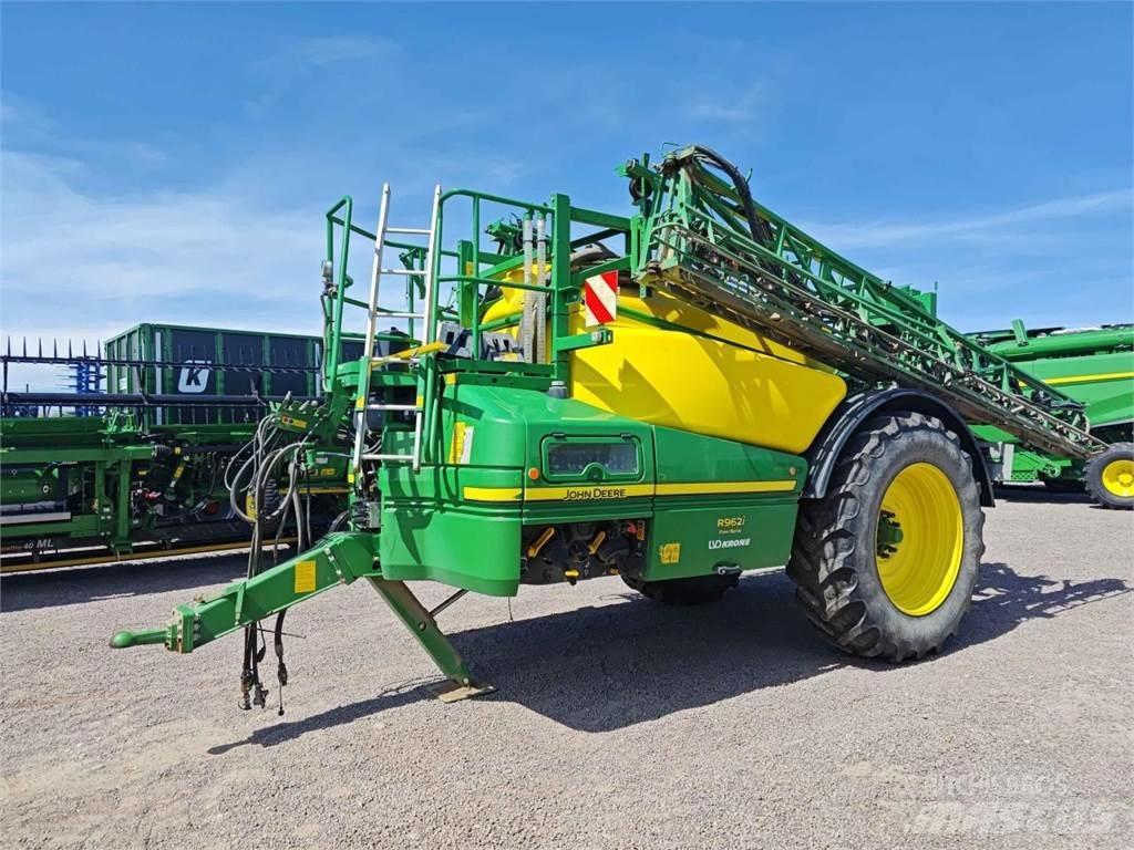 John Deere R962i 牽引型スプレイヤー
