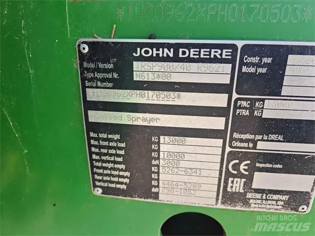 John Deere R962i 牽引型スプレイヤー