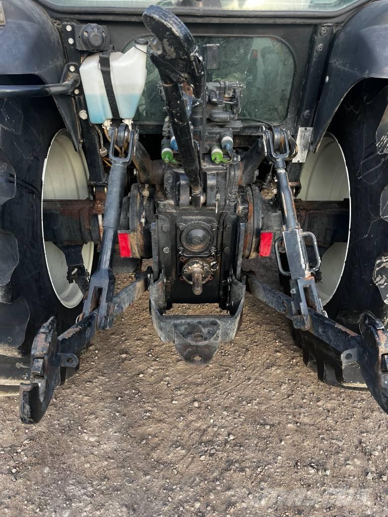 New Holland T 4050 トラクター