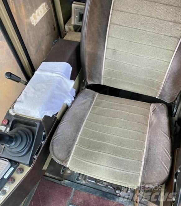 Komatsu PC 1000-1 大型油圧ショベル12t以上（パワーショベル・ユンボ）