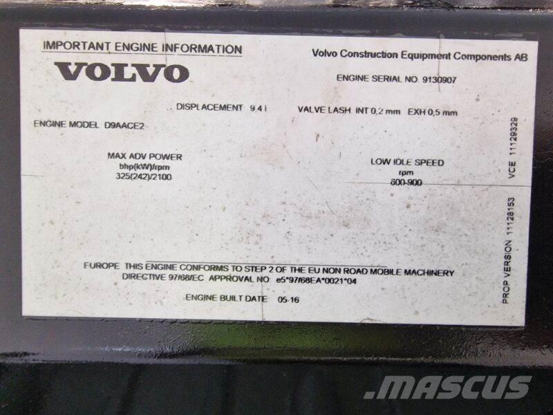 Volvo D9AACE2 エンジン
