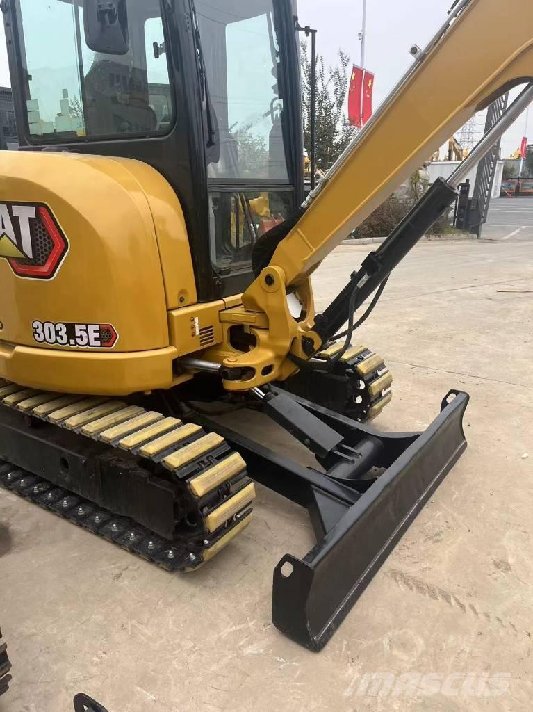 CAT 303.5 E CR ミニ油圧ショベル 7t以下（ミニユンボ・ミニディガー）