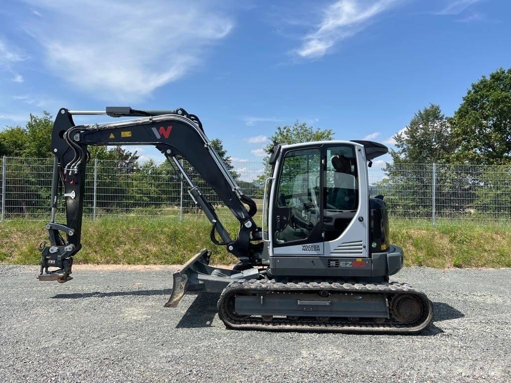 Wacker Neuson EZ80 大型油圧ショベル12t以上（パワーショベル・ユンボ）