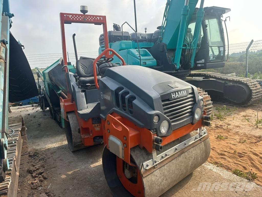 Hamm HD12VV タンデムローラ