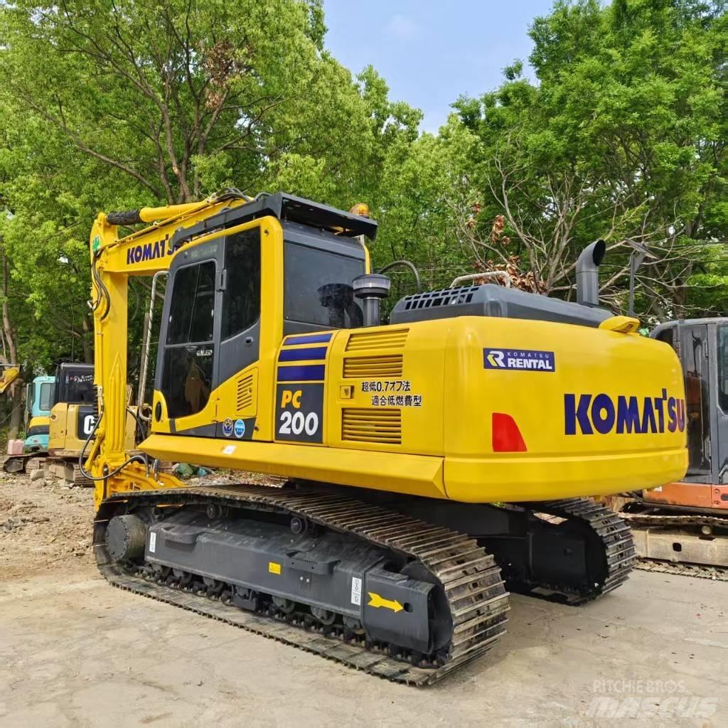 Komatsu PC 200-7 大型油圧ショベル12t以上（パワーショベル・ユンボ）
