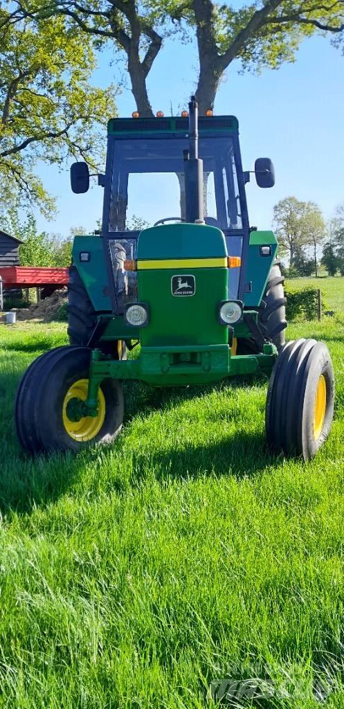 John Deere 3030 トラクター