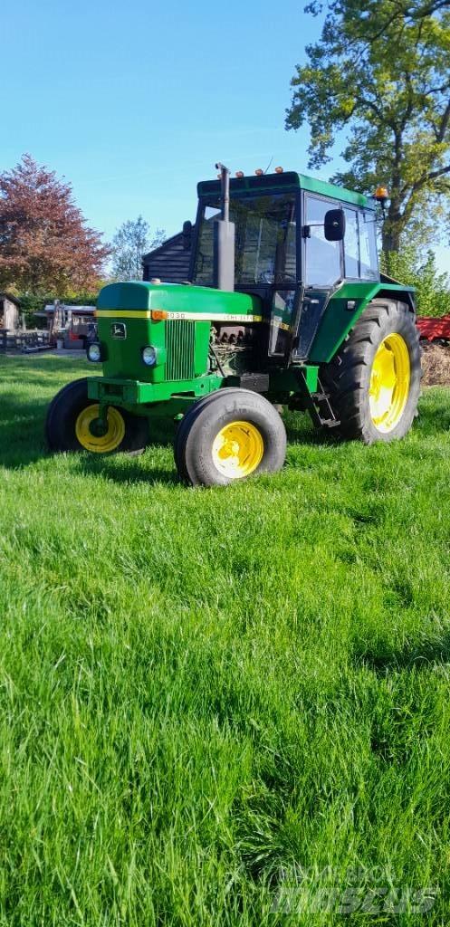 John Deere 3030 トラクター