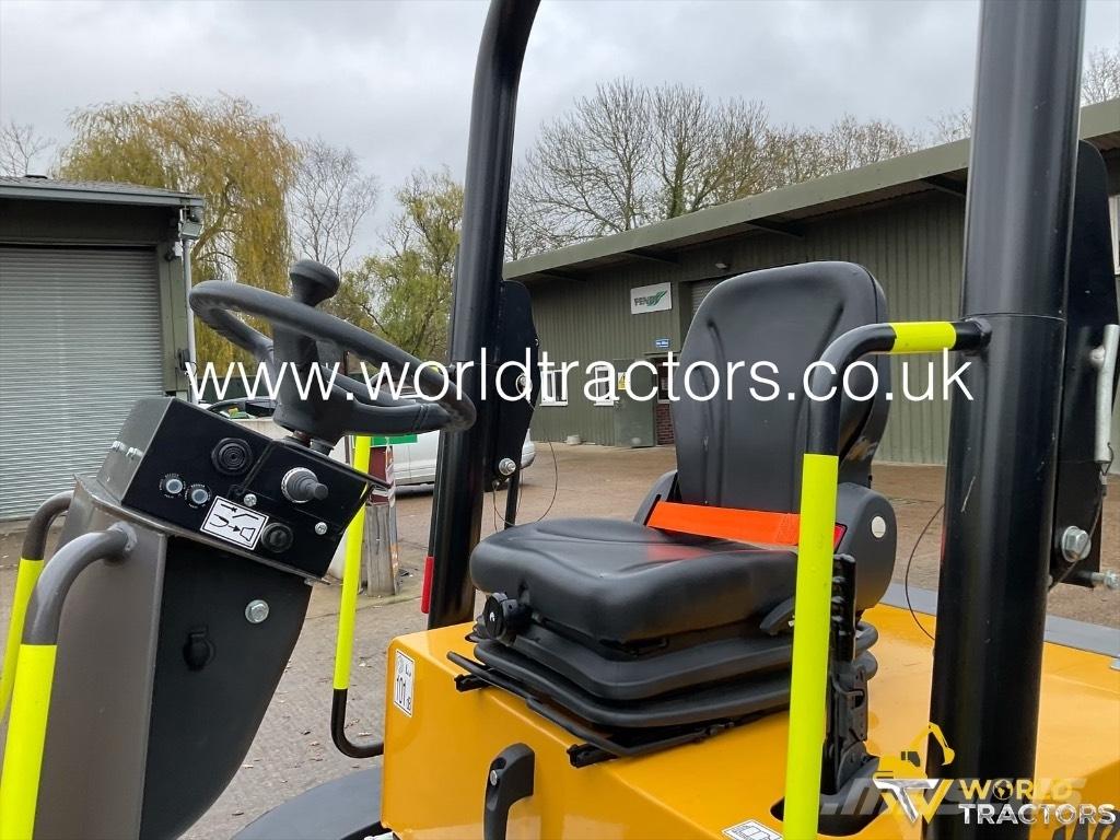 Mecalac TA 3 SH サイト　ダンプ