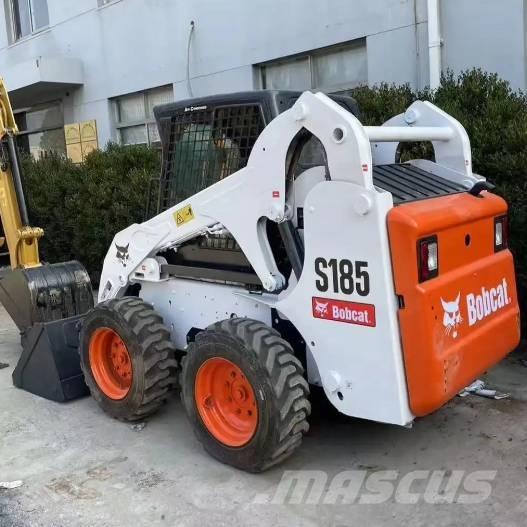 Bobcat S185 スキッドステアローダー