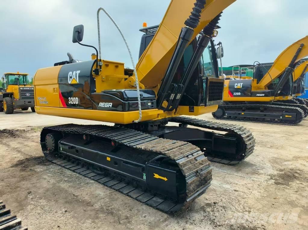CAT 320 D 大型油圧ショベル12t以上（パワーショベル・ユンボ）