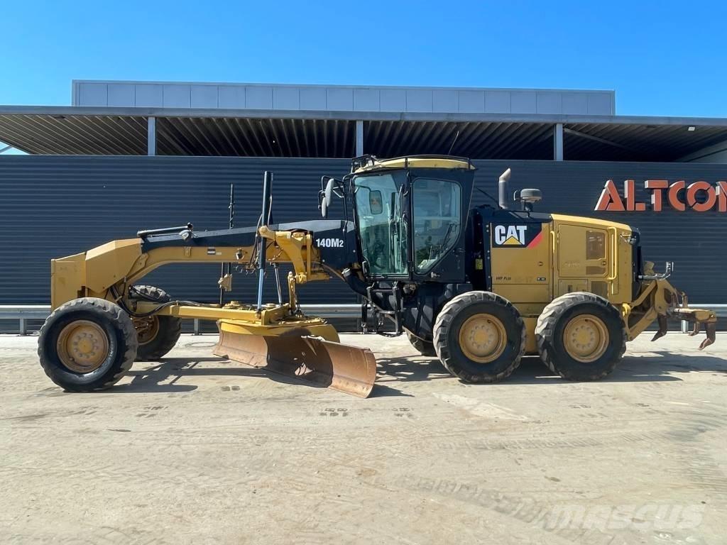 CAT 140 M2 モーターグレーダー