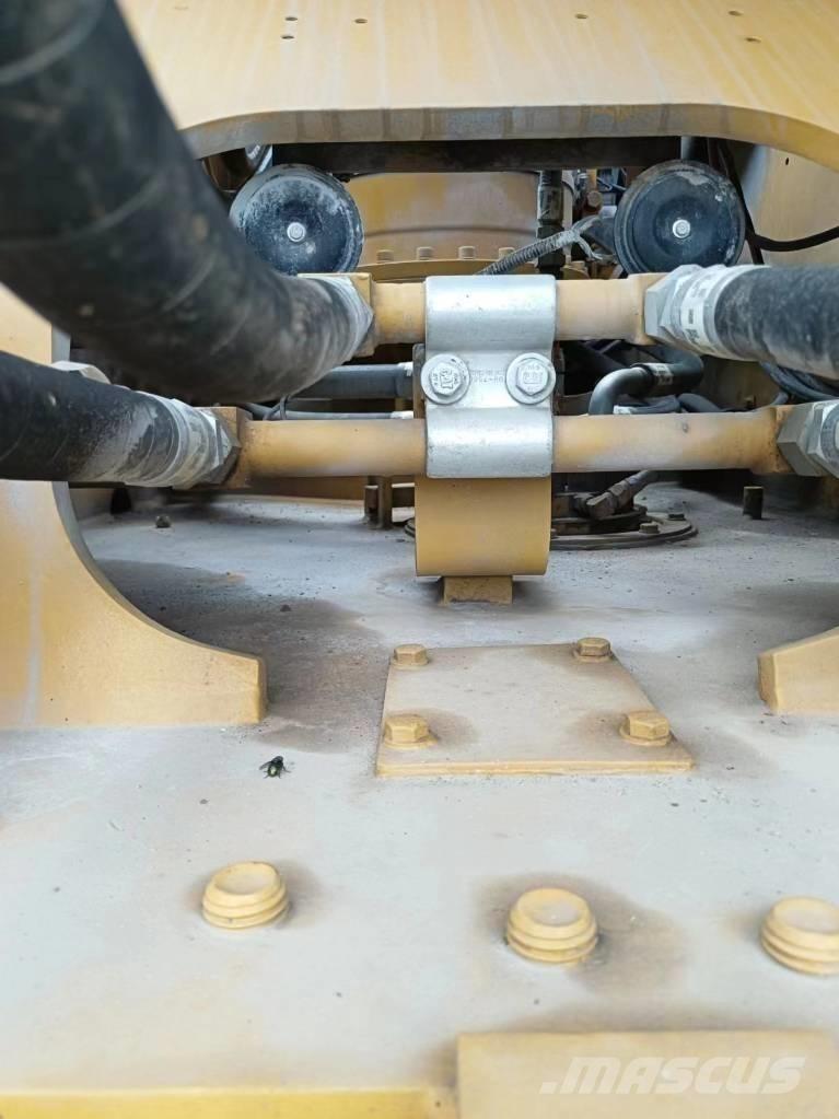 CAT 340 D L 大型油圧ショベル12t以上（パワーショベル・ユンボ）