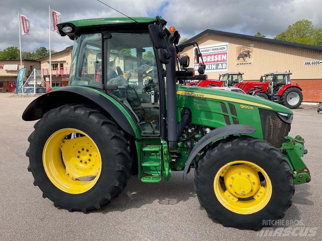 John Deere 5100 R トラクター