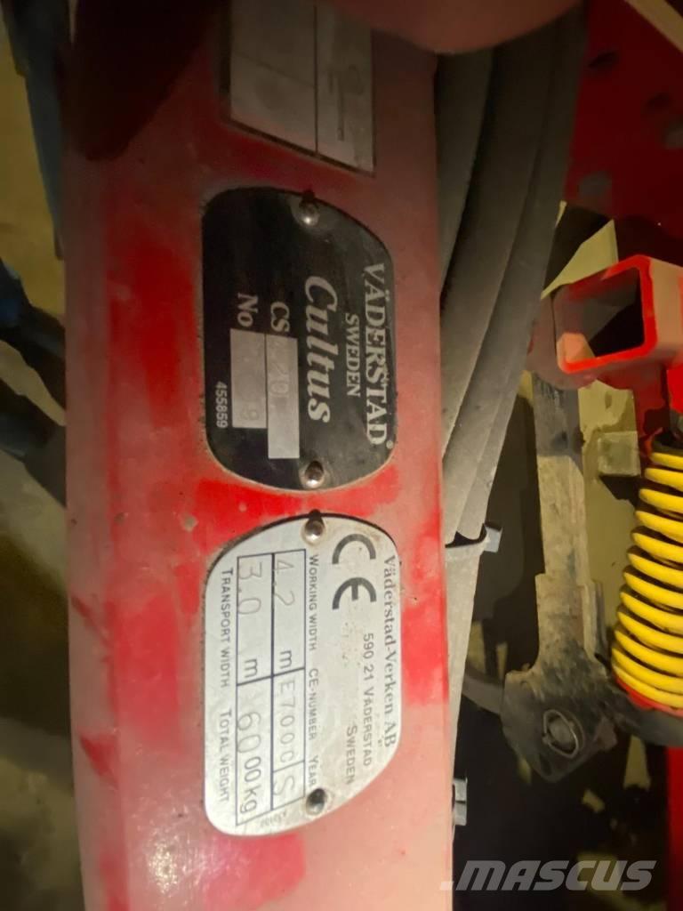 Väderstad Cultus420 カルチベーター