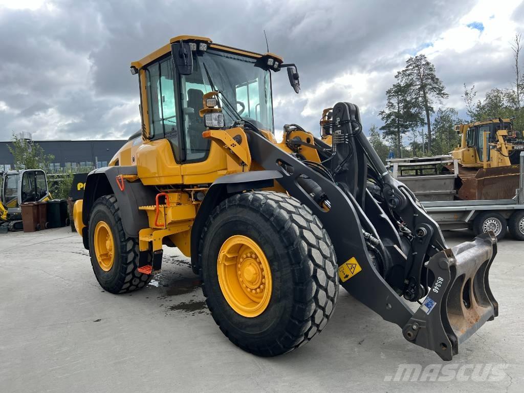 Volvo L90H 2 ホイールローダー・タイヤショベル
