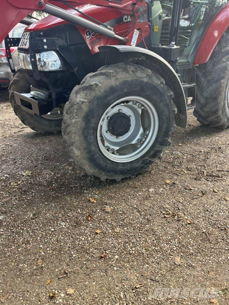 Case IH 95 C Farmall トラクター