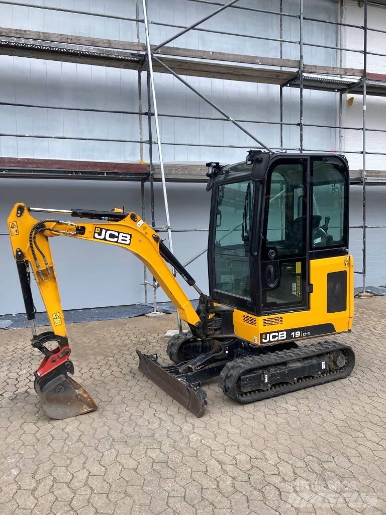JCB 19 C-1 ミニ油圧ショベル 7t以下（ミニユンボ・ミニディガー）