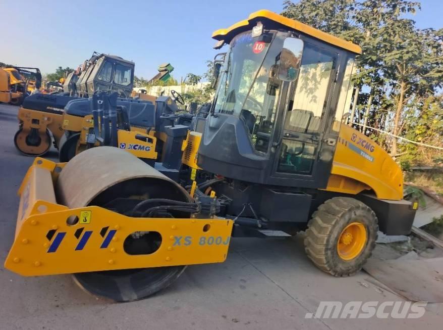 XCMG XS 800 J 振動ローラ
