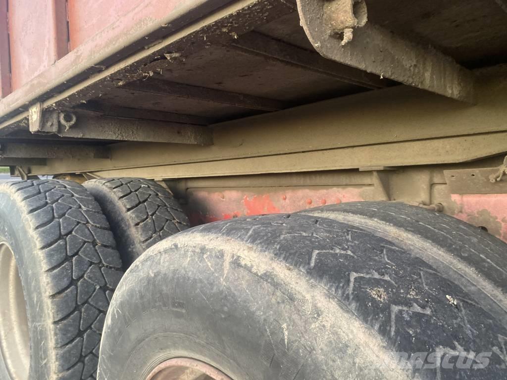 Scania vogntræk ダンプトレーラー