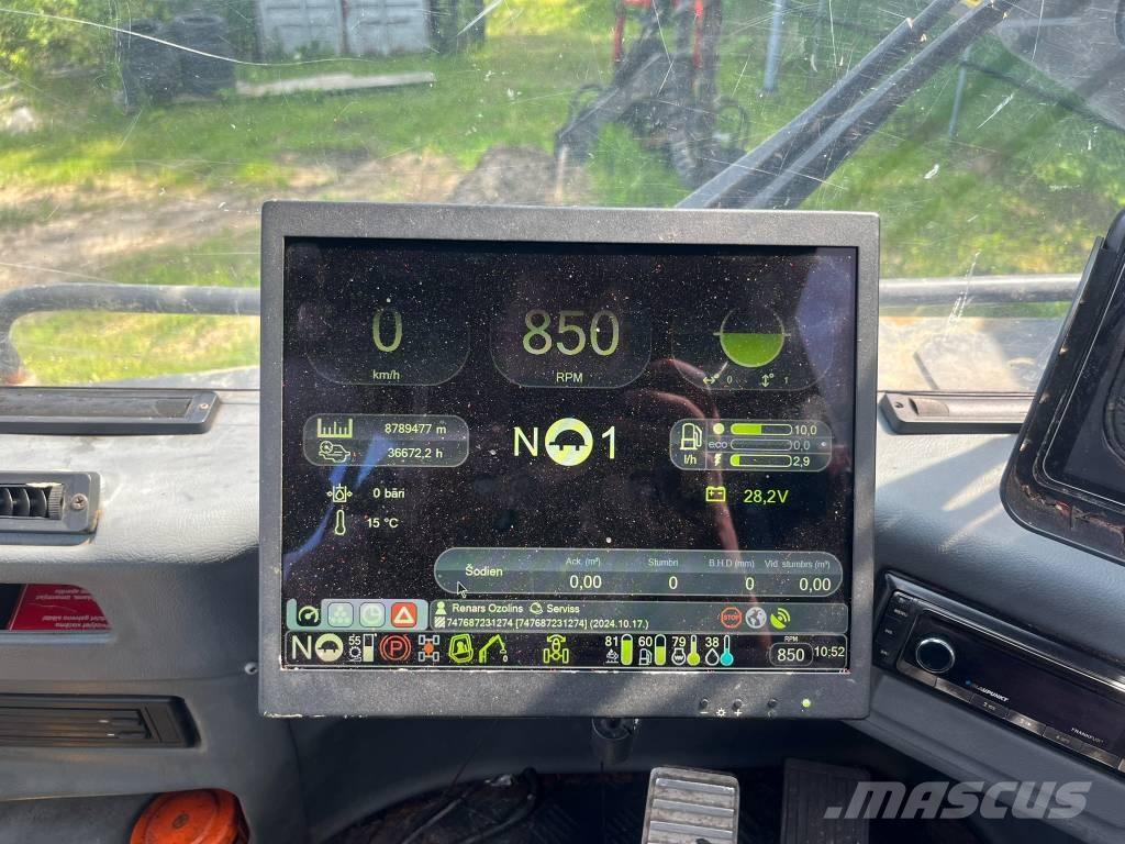 Komatsu 931.1 ハーベスター