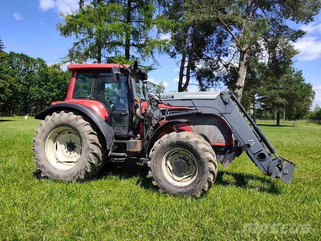 Valtra Valmet T 170 トラクター