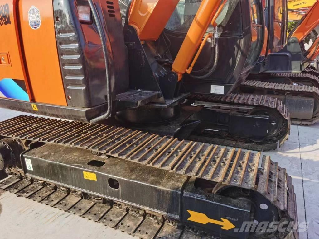 Hitachi ZX 70 ミニ油圧ショベル 7t以下（ミニユンボ・ミニディガー）