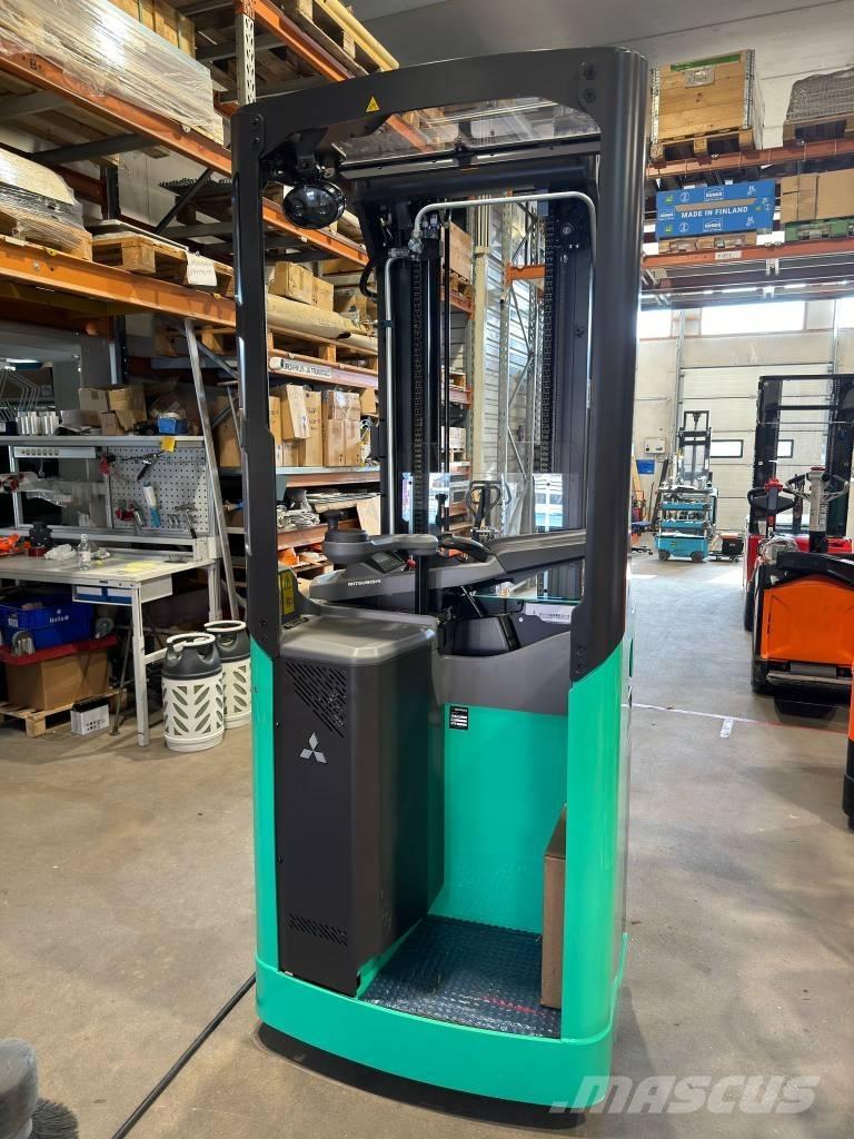 Mitsubishi SBR16N2 自走式スタッカー