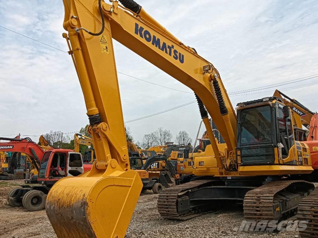 Komatsu PC 210 大型油圧ショベル12t以上（パワーショベル・ユンボ）
