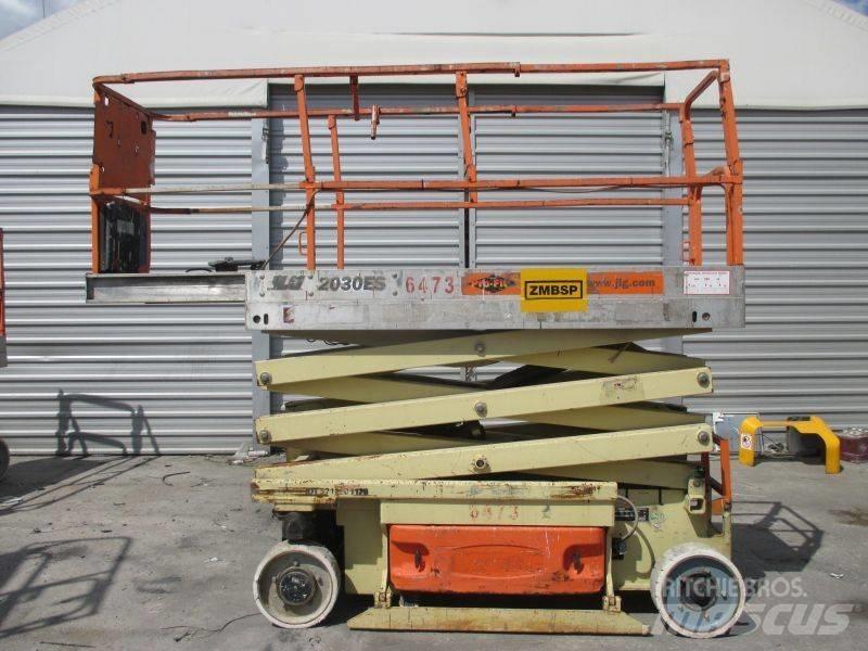 JLG 2030 ES シザースリフト