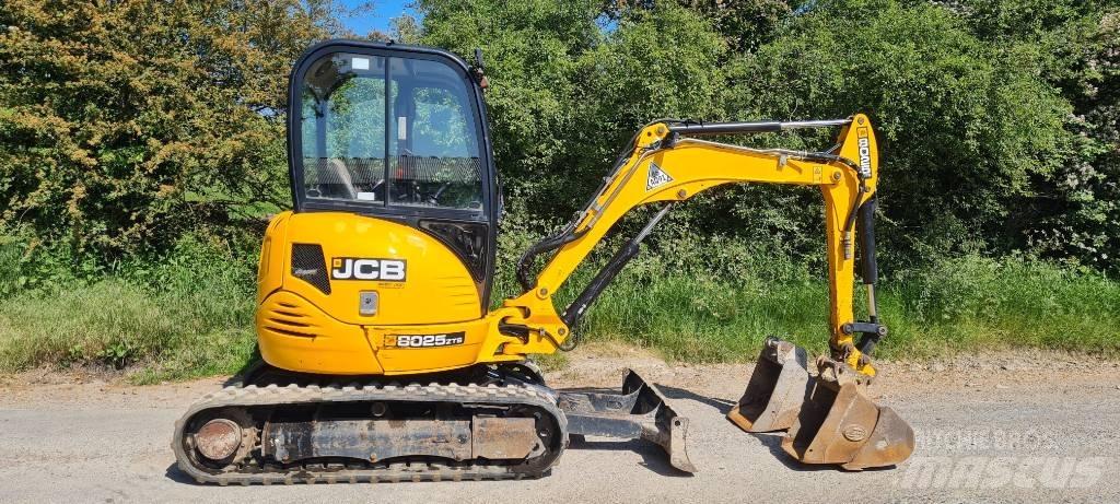 JCB 8025 Mini Digger ミニ油圧ショベル 7t以下（ミニユンボ・ミニディガー）