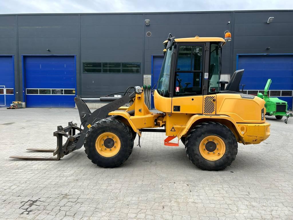 !!SOLD!! Volvo L 30 G ホイールローダー・タイヤショベル