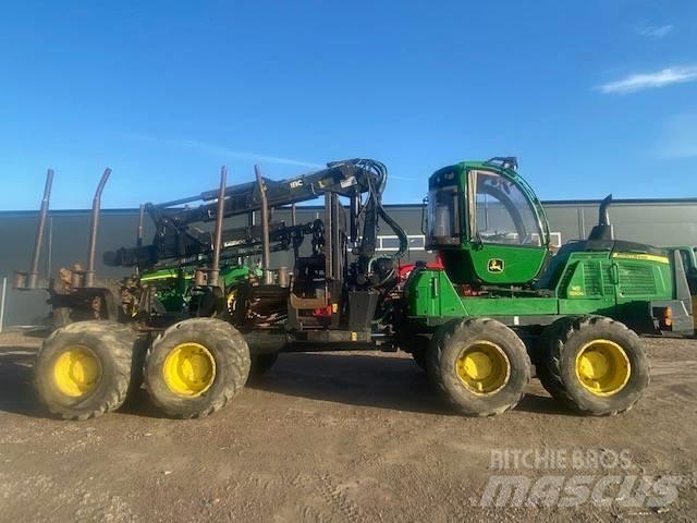 John Deere 1510 G フォワーダー