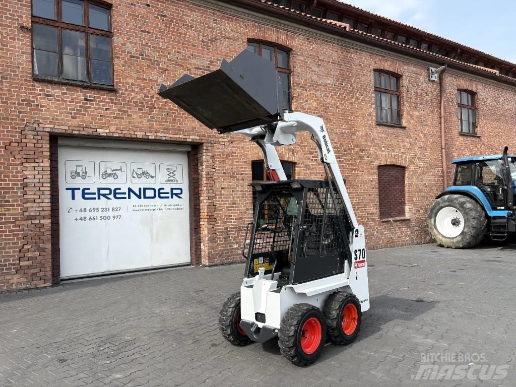Bobcat S 70 スキッドステアローダー