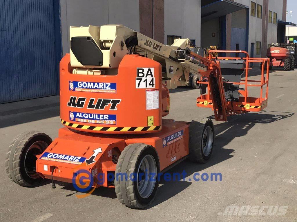 JLG E 450 AJ ブームリフト　屈伸型