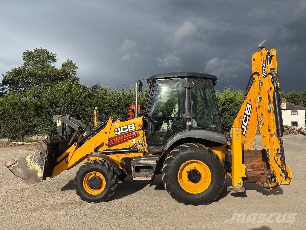 JCB 3CX バックホーローダー