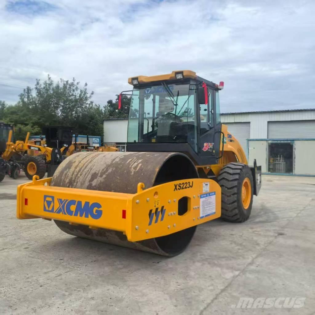 XCMG XS 223 J 振動ローラ