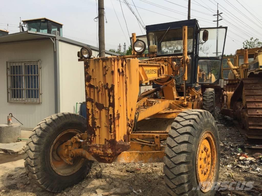 Komatsu GD 511 A モーターグレーダー