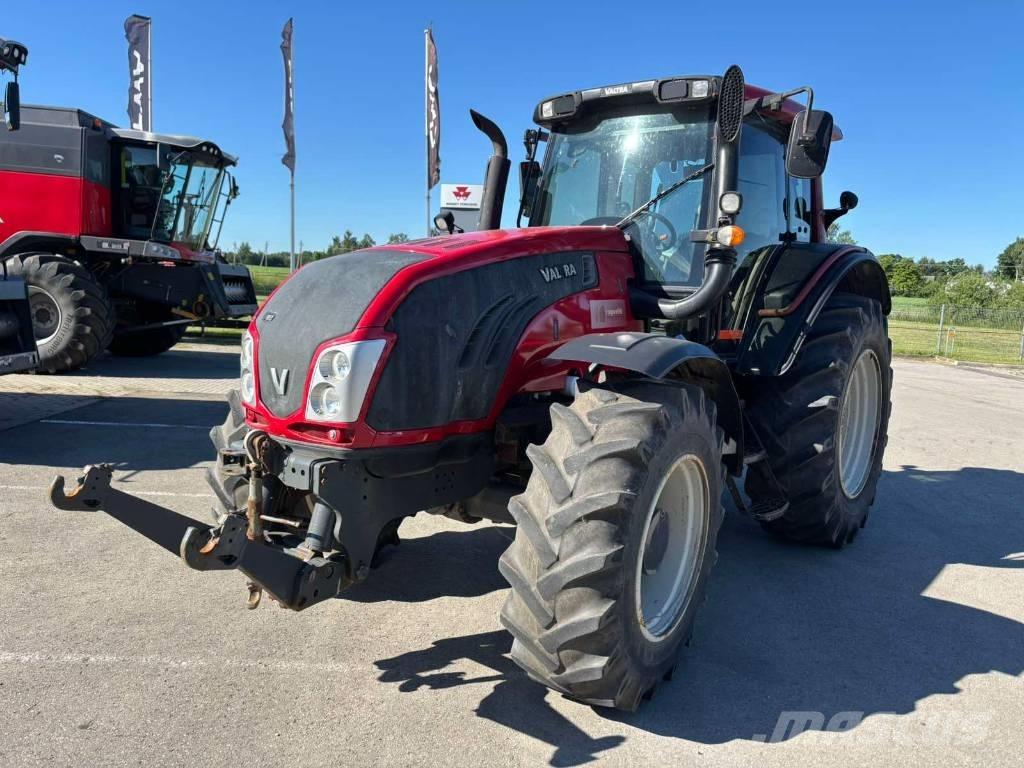 Valtra T 193 トラクター