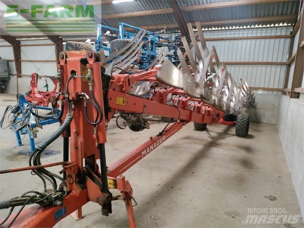 Kuhn Manager 8 NSH コンベンショナルプラウ