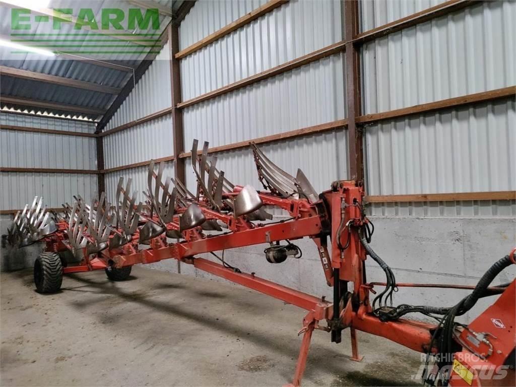 Kuhn Manager 8 NSH コンベンショナルプラウ