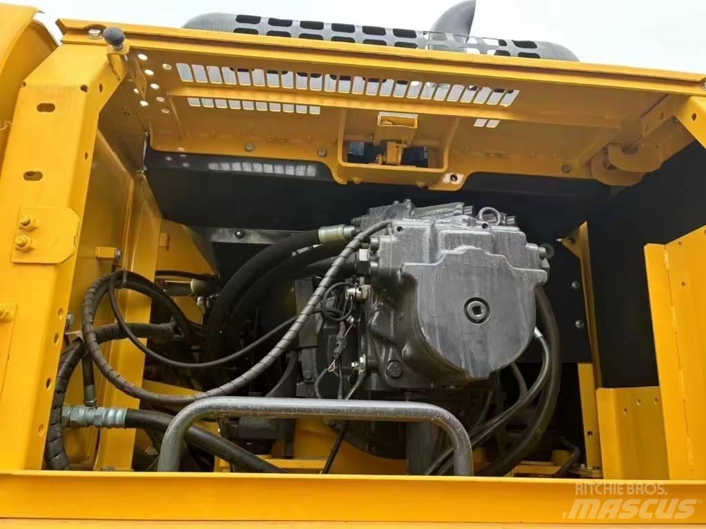 Komatsu 400-7 大型油圧ショベル12t以上（パワーショベル・ユンボ）