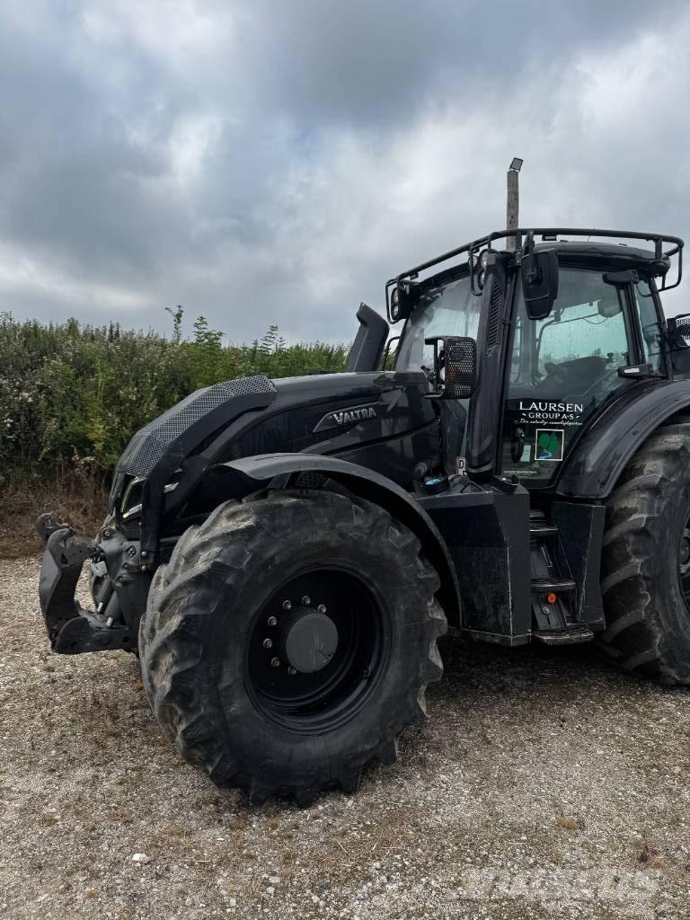 Valtra T 235 Direct トラクター
