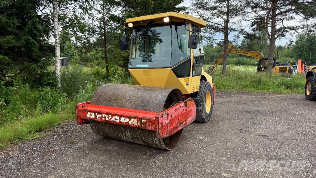 Dynapac CA152D 振動ローラ