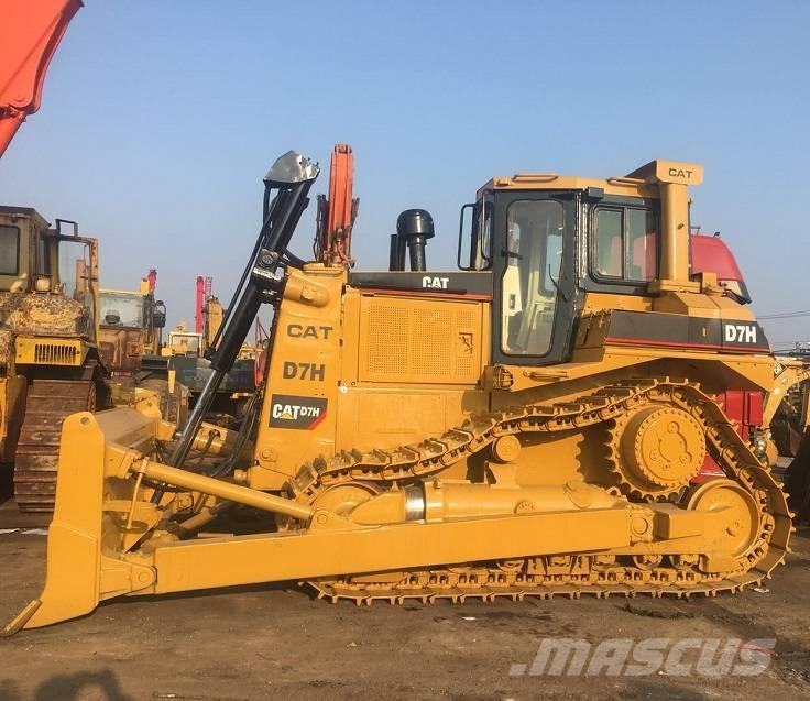 CAT D7H ブルドーザー