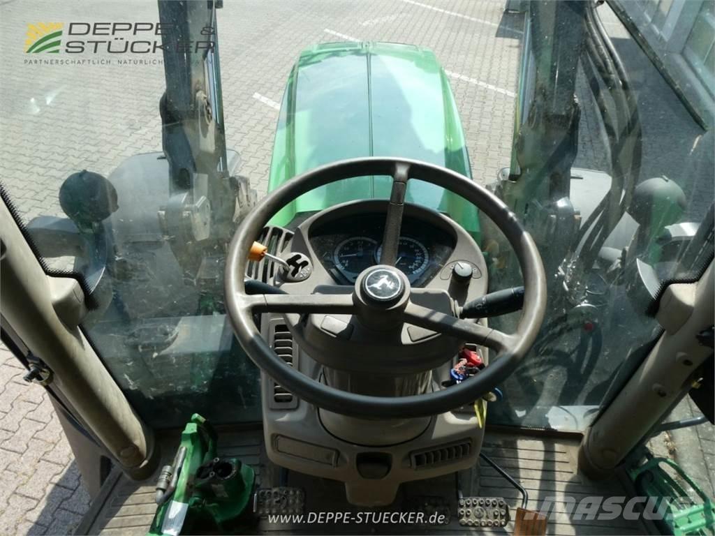 John Deere 6150R トラクター