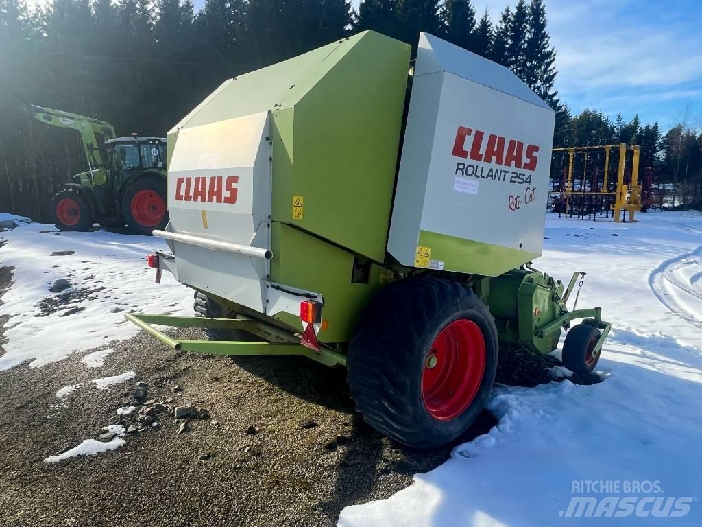 CLAAS Rollant 254 RC ラウンドベーラー